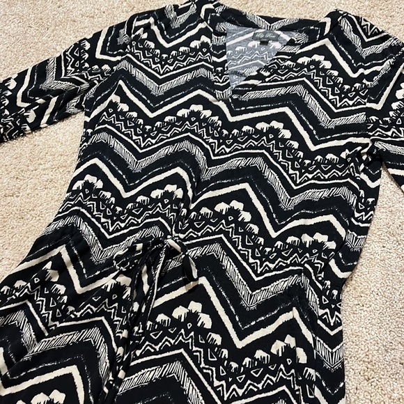 Small Cinch Waste Pattern Dress- Like New - Picture 2 of 5